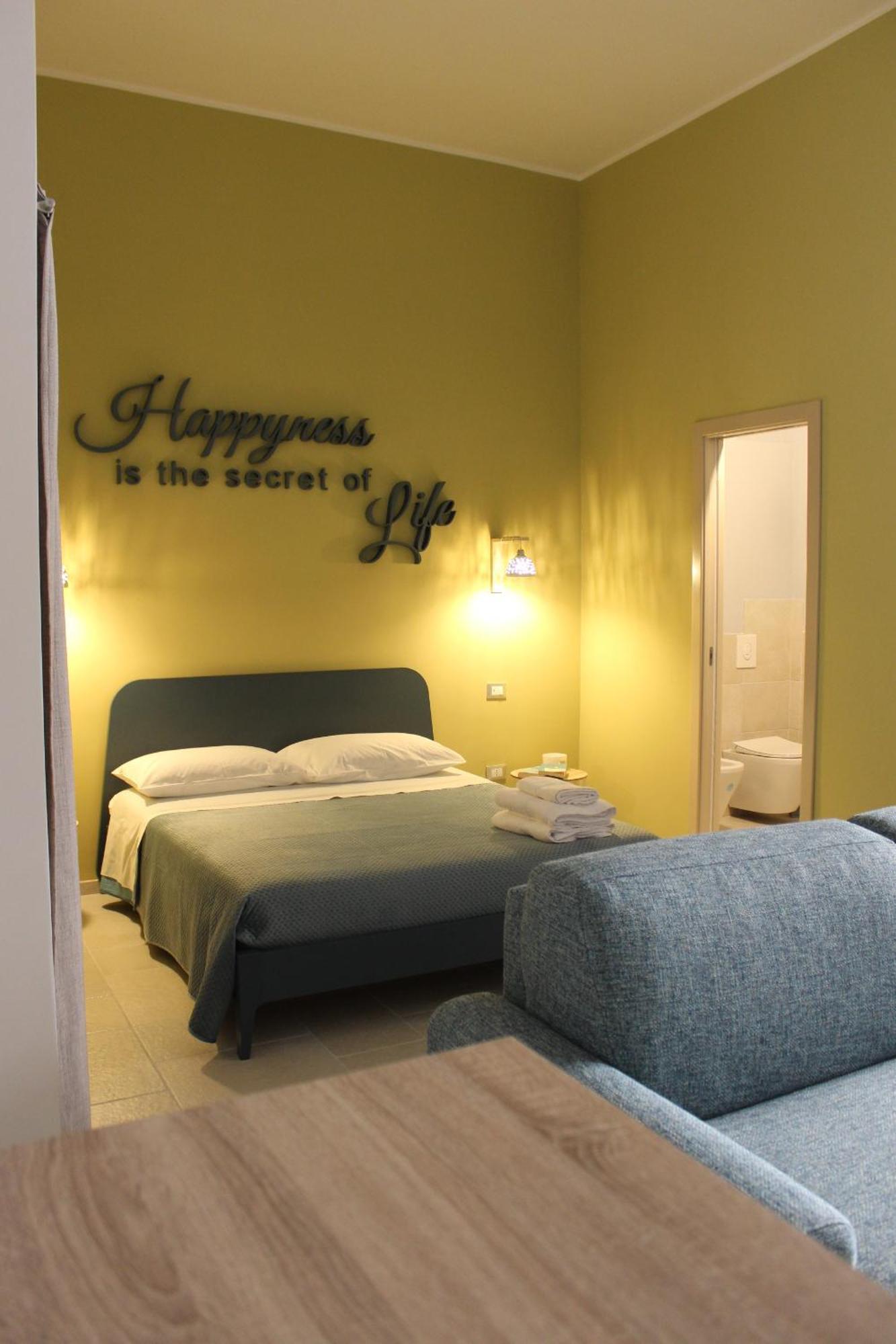 דירות טרני Happynesshouse_Locazione Turistica מראה חיצוני תמונה