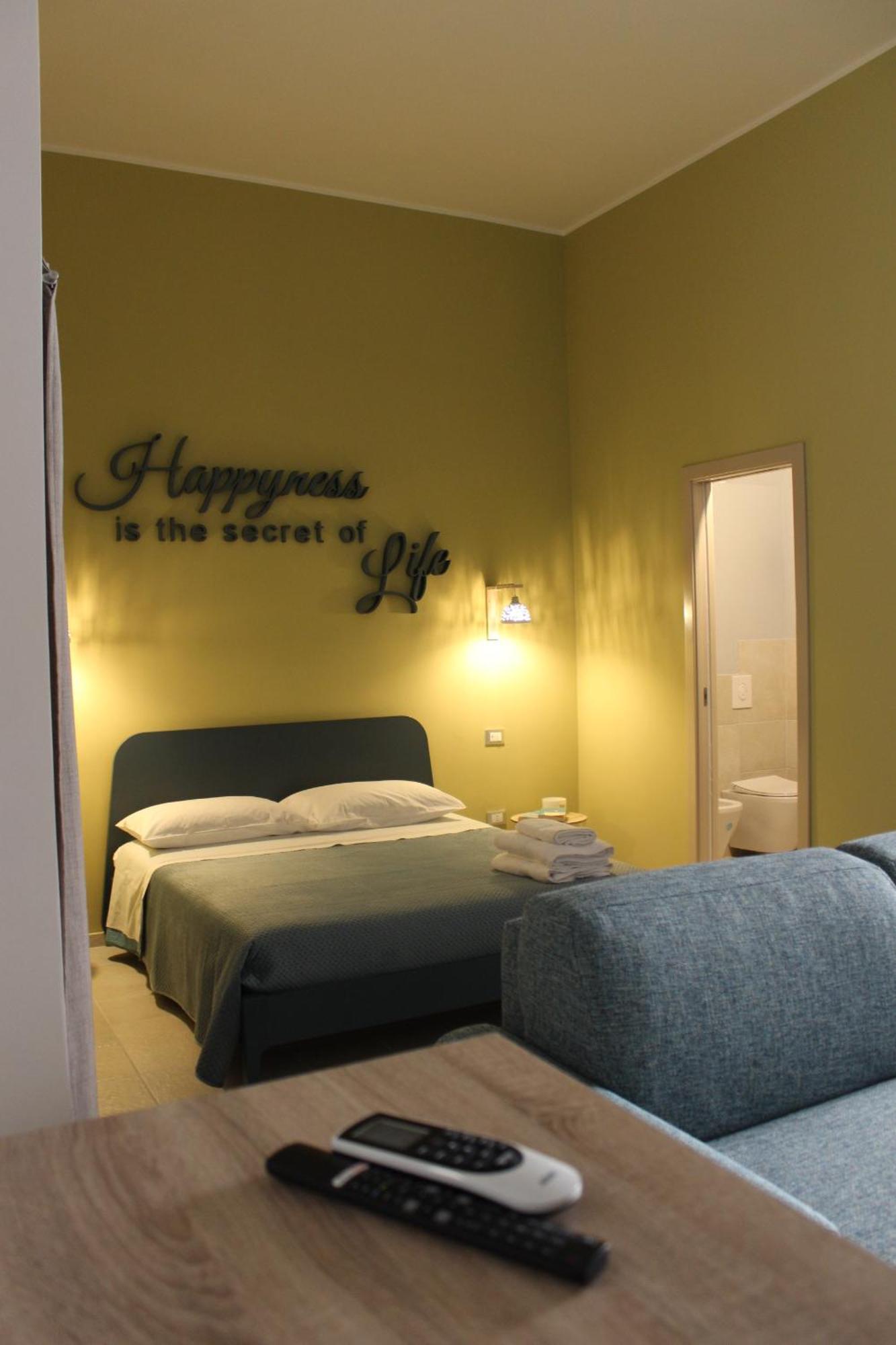 דירות טרני Happynesshouse_Locazione Turistica מראה חיצוני תמונה