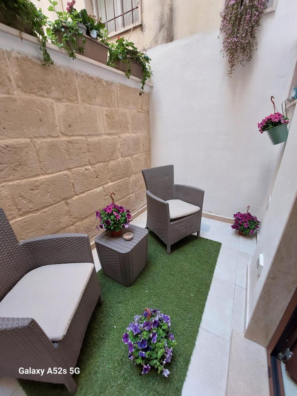 דירות טרני Happynesshouse_Locazione Turistica מראה חיצוני תמונה