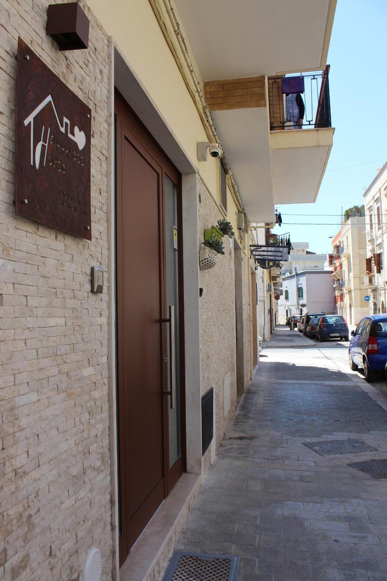 דירות טרני Happynesshouse_Locazione Turistica מראה חיצוני תמונה
